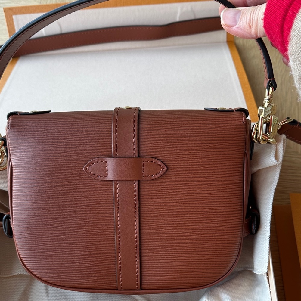 Louis Vuitton SAMURE BB Crossbody Bag - Picture 3 of 11